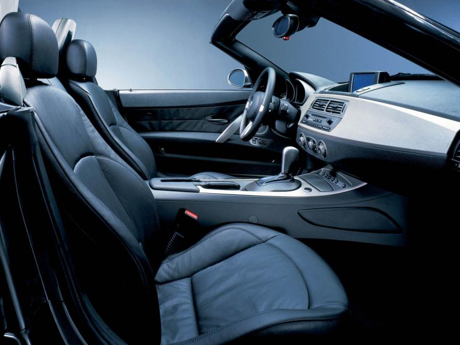  BMW Z4 2001 года  (фото 21 из 38)